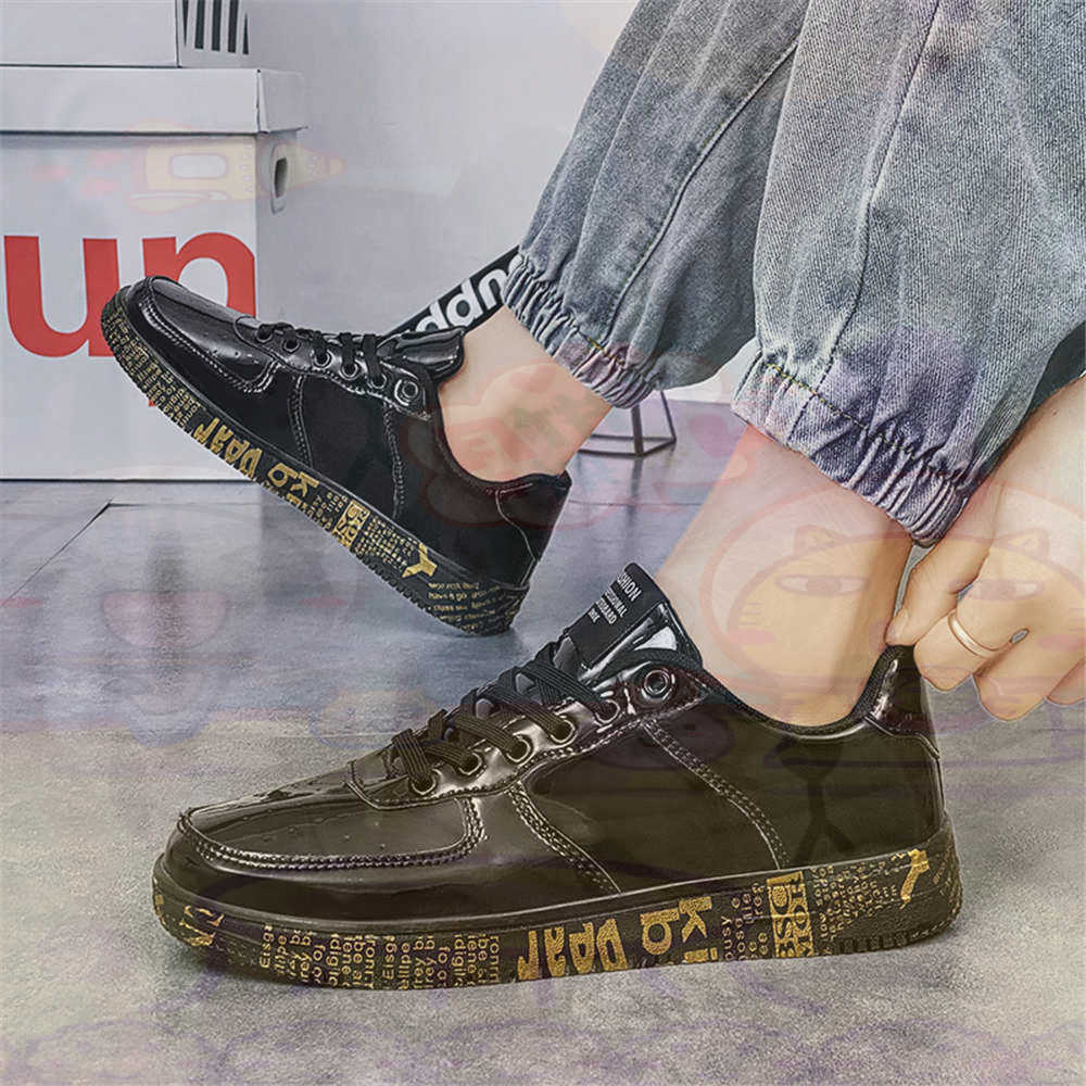 Round Foot Size 45 Sneakers Wh - Vintage Collection Playset ulasan dan harga